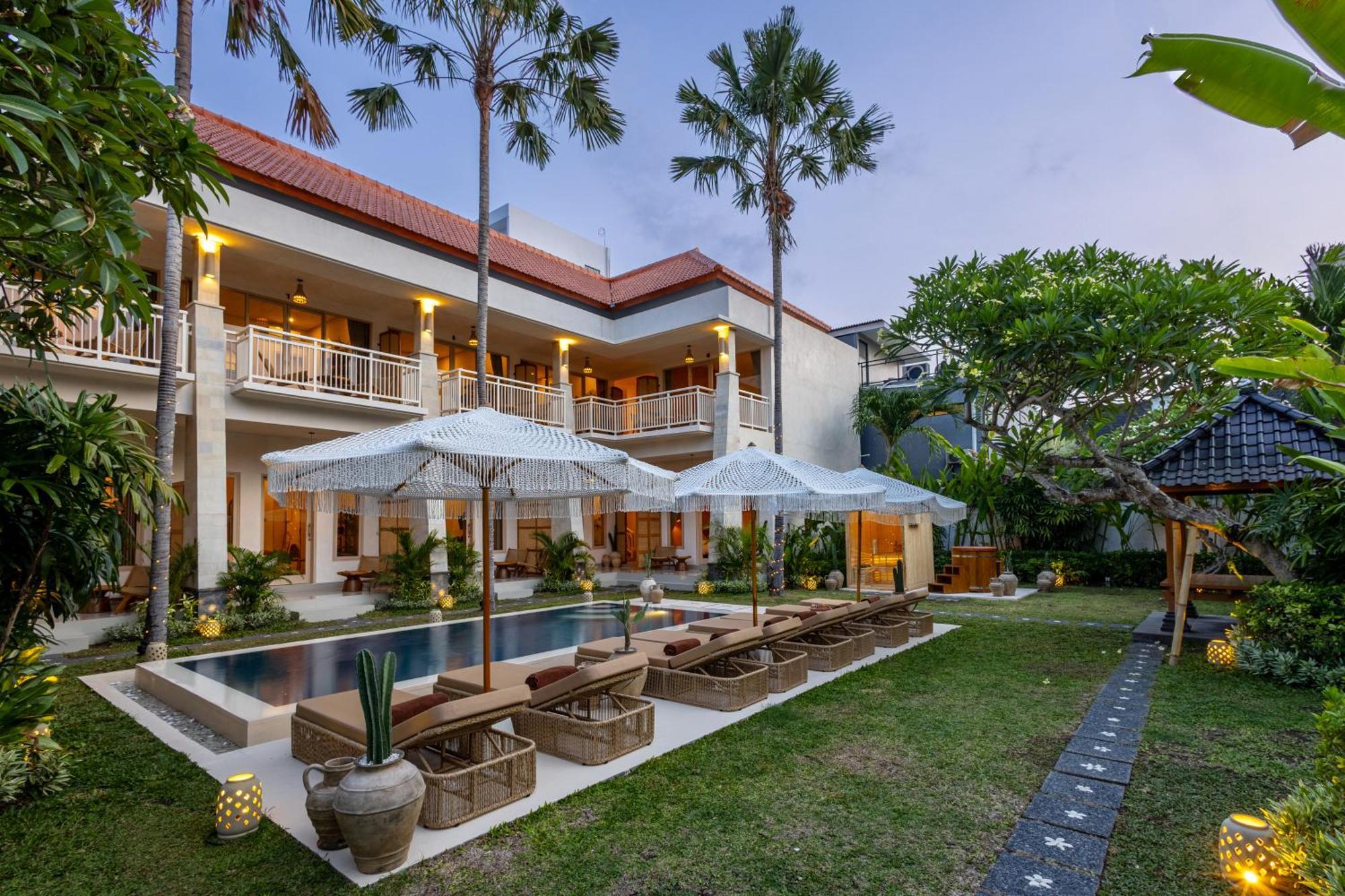 Отель Kalm Bali Чангу Экстерьер фото
